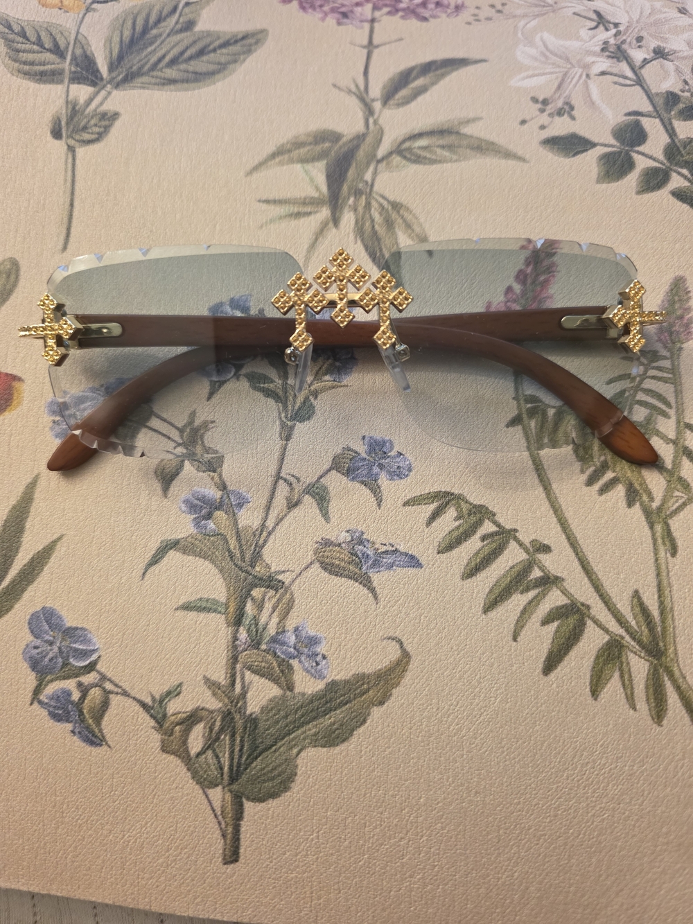 Source Unknown Brown Rimless Sunglasses with Gold Cross Accents